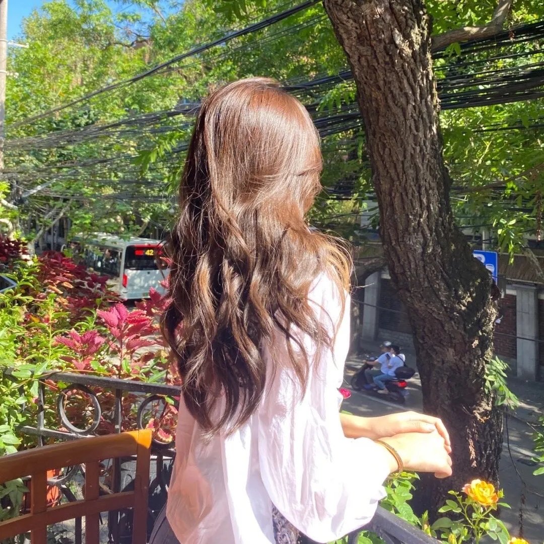 空房间里的妻子